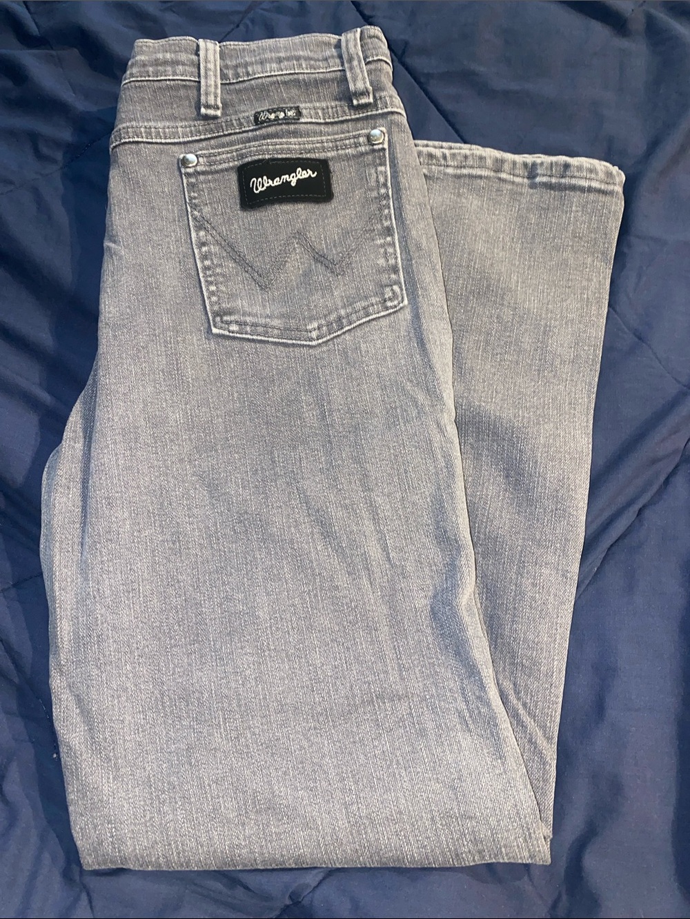 Wrangler Men's Light Gray Relaxed Jeans